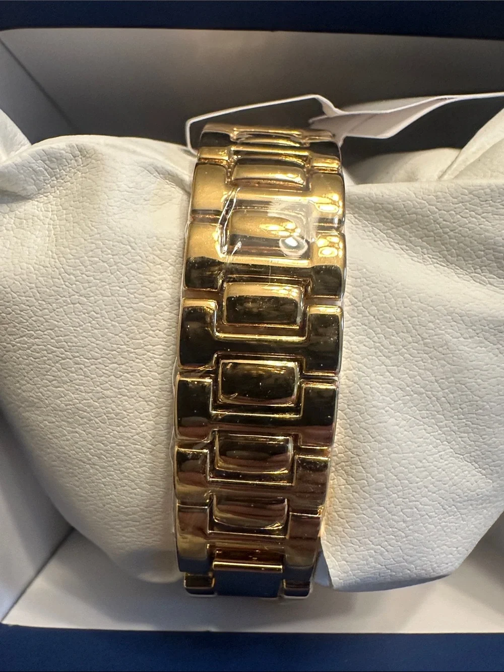 Montres Prestige Gold Crystal Bezel Watch